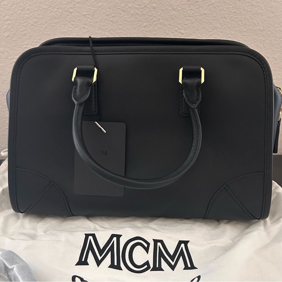 MCM Aren Boston Bag in Spanish Leather Medium - Picture 3 of 9